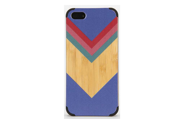 wooden-effect-iphone-case-urban-outfitters